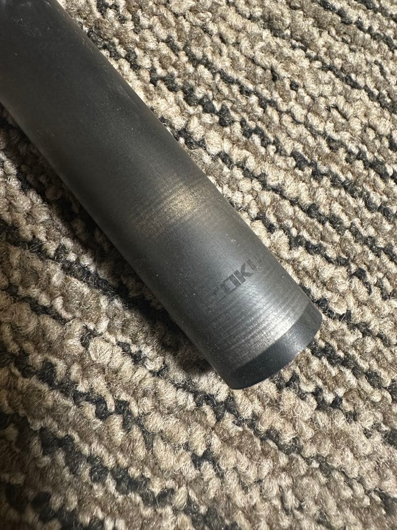 チャイニーズ8 用　ZOKU カーボンシャフト