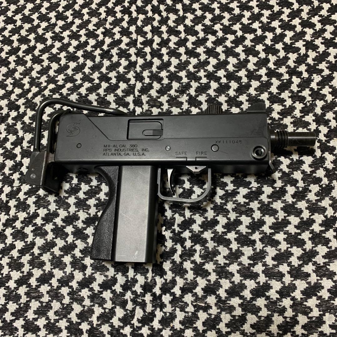 KSC M11A1 イングラム　サプレッサー&予備マガジン2本&ストラップ付