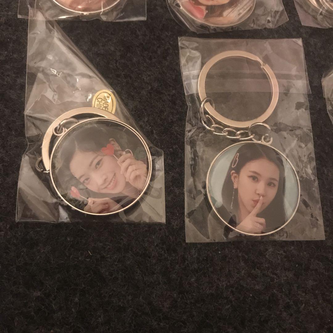 韓国POP UP STORE TWICE LIKEYキーホルダー　セット