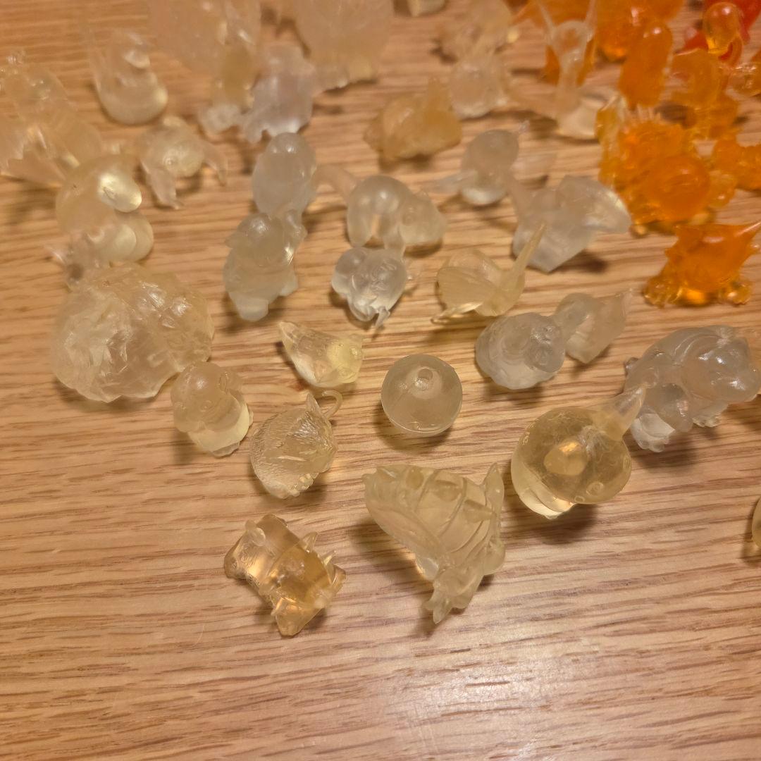 ポケモン　クリアフィギュア　約70匹　塩ビ　消しゴム