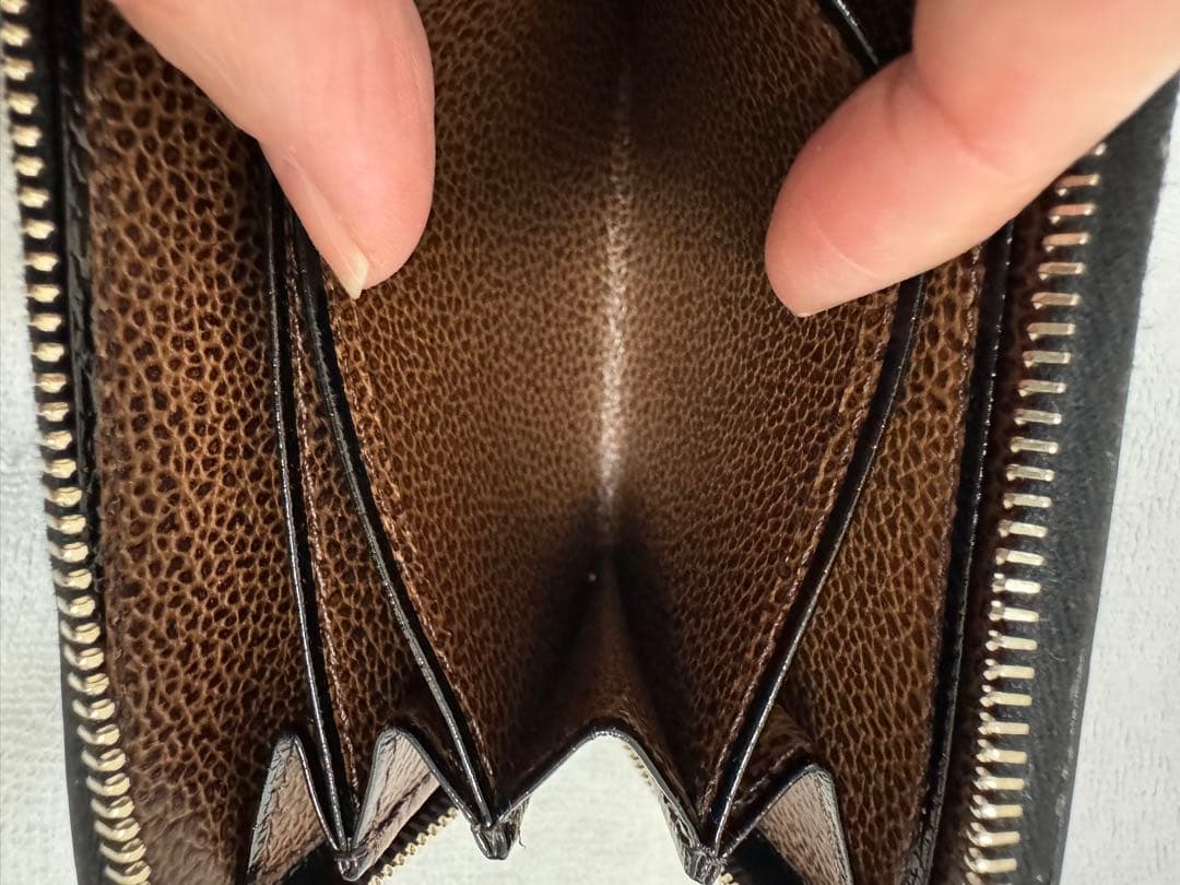 フットザコーチャー　ショートジップウォレット