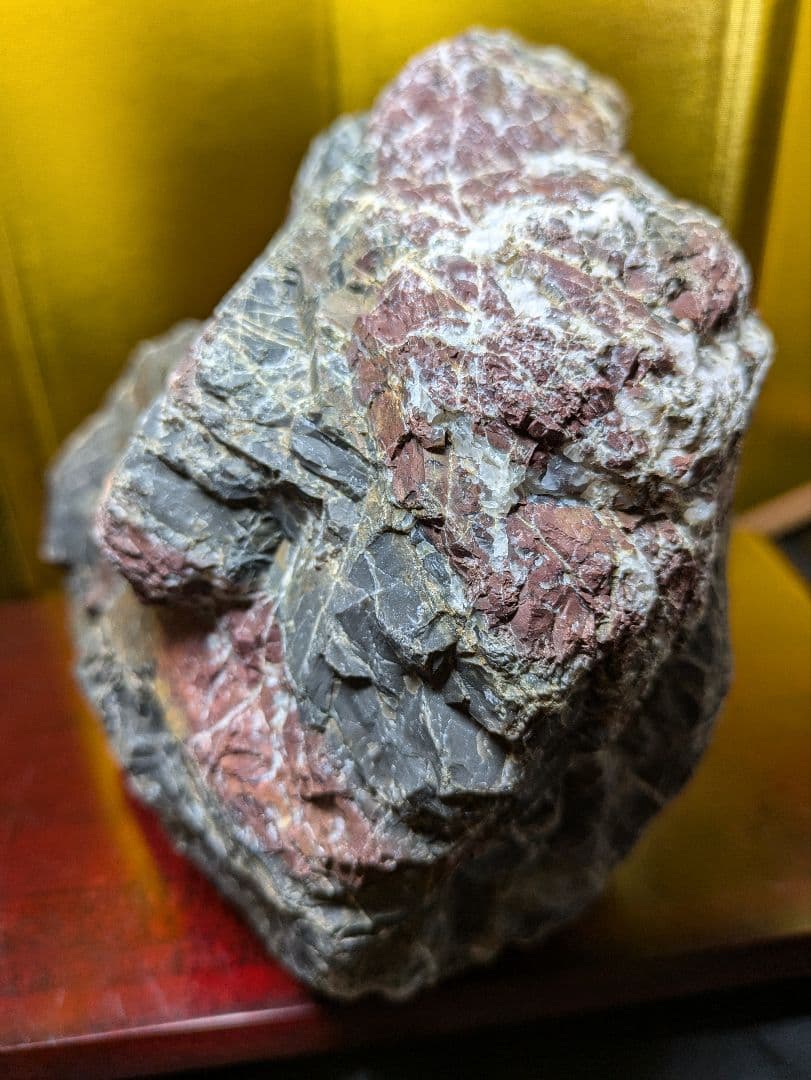 原石 6.8kg ？？？ 濡らし無し 希少 レア品