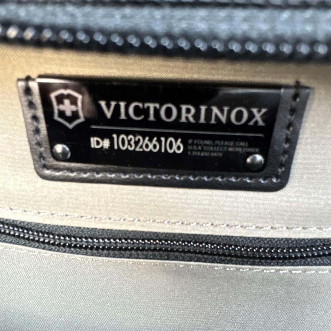 【良品】VICTORINOX ヴィクトリノックス キャリーケース 4輪 バッグ