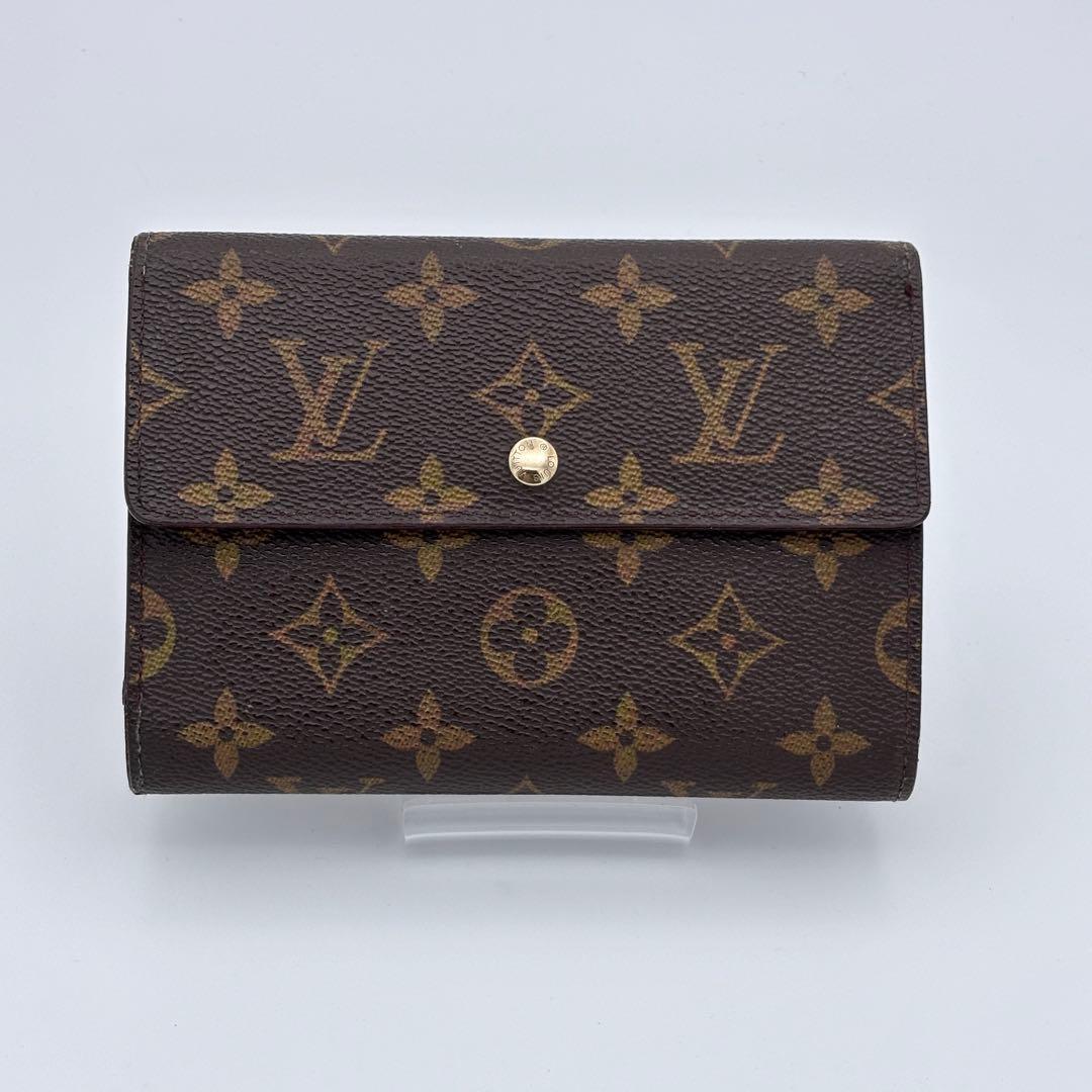 ルイヴィトン モノグラム ポルトトレゾール エテュイパピエ　三つ折り財布　正規品