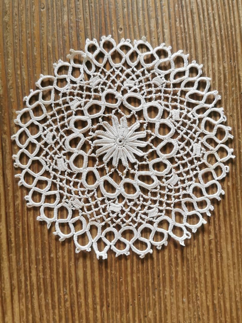 アンティークフランス アイリッシュクロシェ アイボリー花型ドイリー タティング