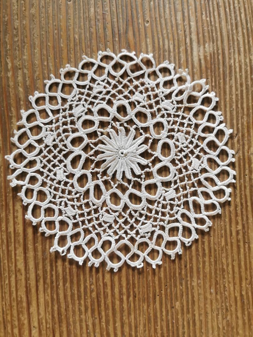 アンティークフランス アイリッシュクロシェ アイボリー花型ドイリー タティング
