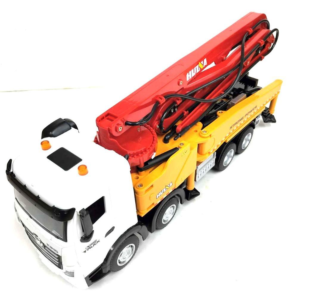 1/18サイズコンクリートポンプ車ラジコン　プロポで放水操作