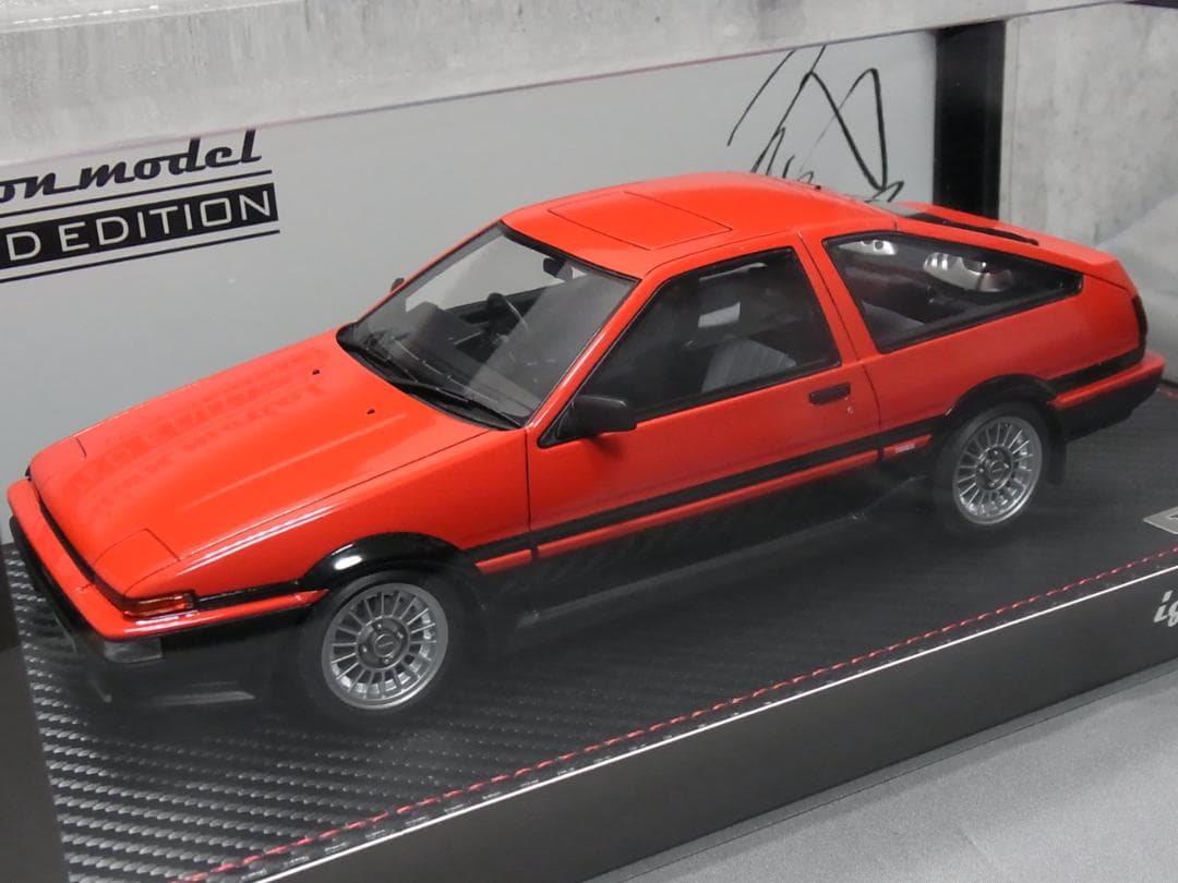 ミニカー 1/18 Toyota Sprinter Trueno GT Apex AE86