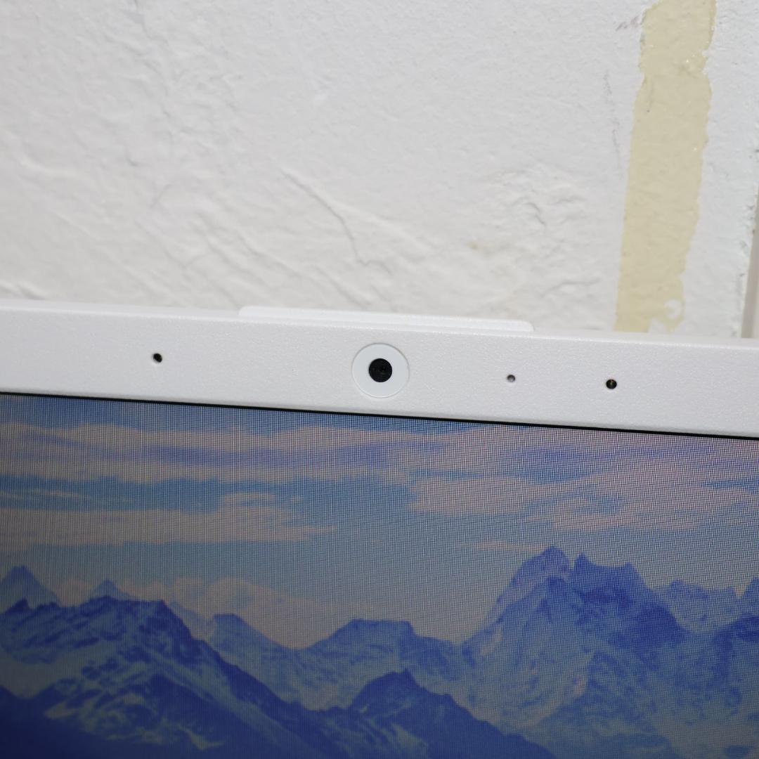 極上美品Win11超高年式11世代CPU/新品SSD/メ8/DVD/無線/カメラ