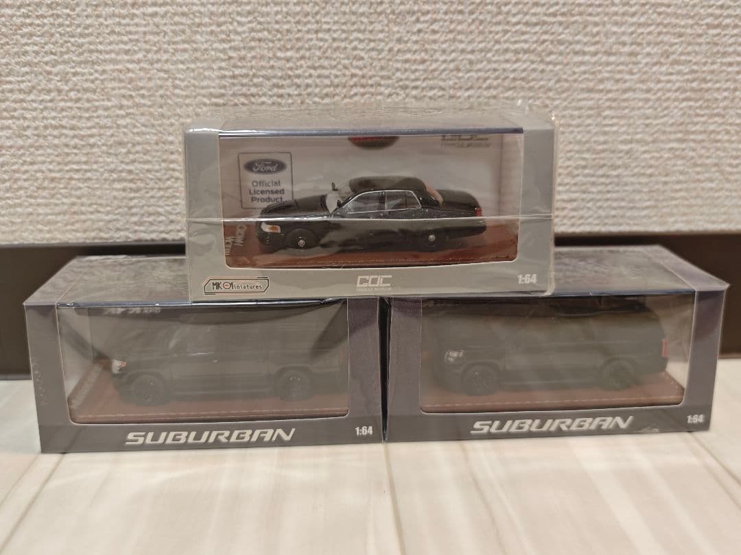 GOC 1/64 CVPI & Suburban 3台セット
