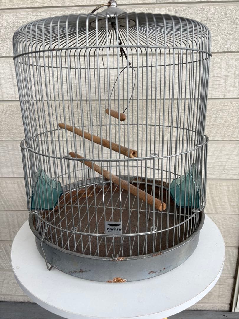 【昭和レトロ】中型鳥かご 金属製 木製止まり木、えさ入れ、水入れ付き