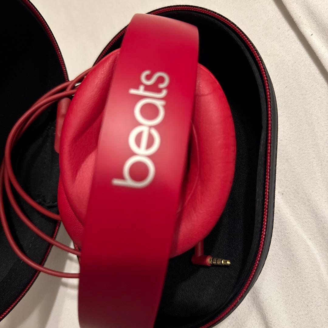 Beats ワイヤレスヘッドホン レッド