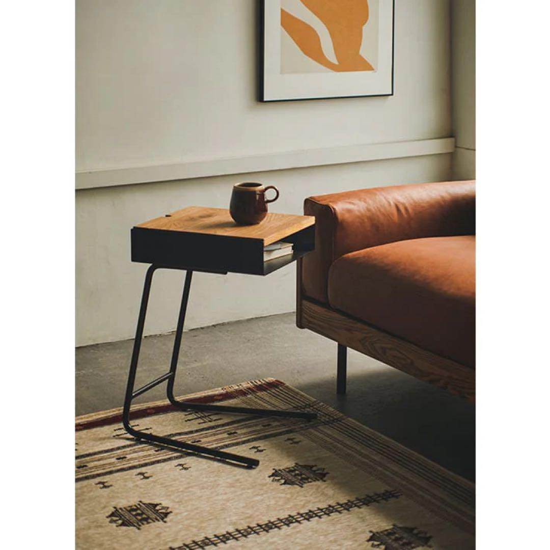 unico ウニコ　ADDAY アディ　サイドテーブル