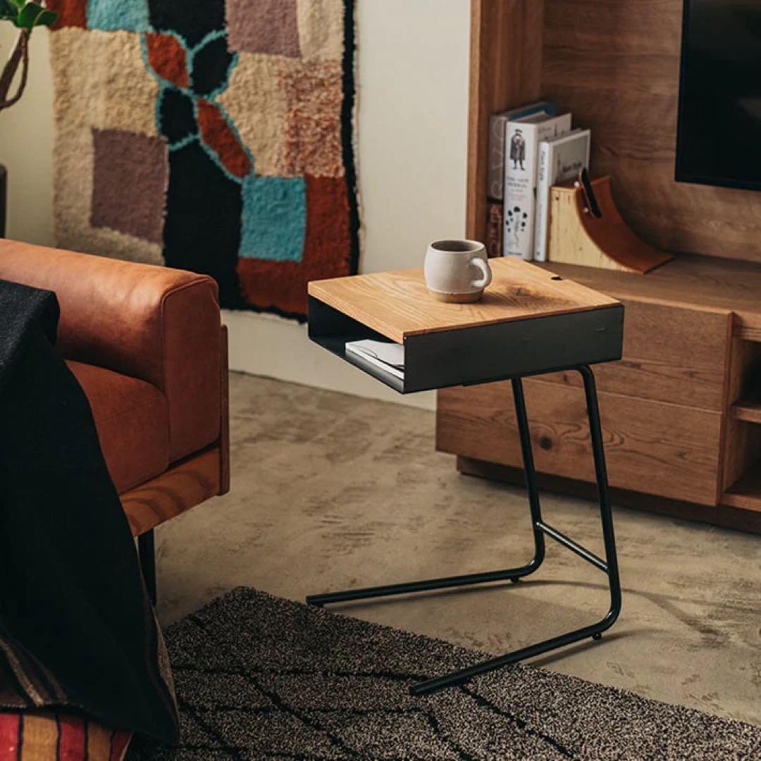 unico ウニコ　ADDAY アディ　サイドテーブル