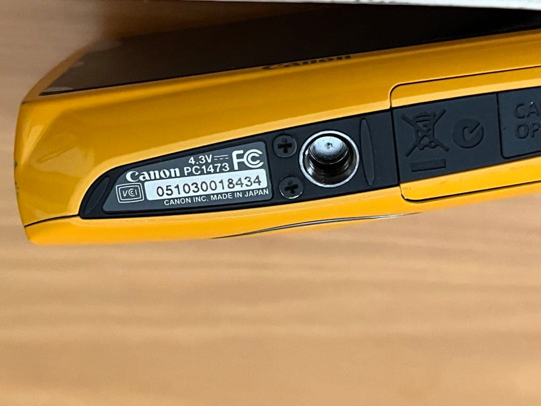 Canon IXY 30S イエロー 　レア物 美品　完動品