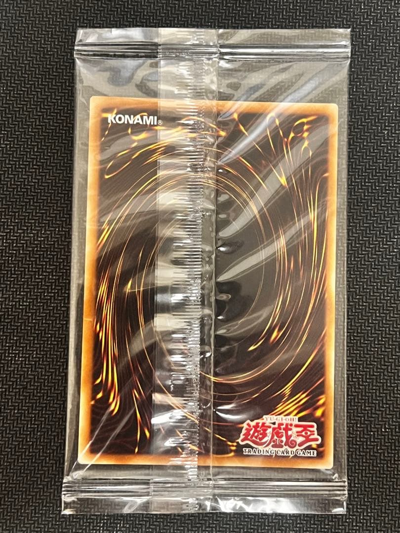 た*き様 【未開封】STARDUST DIVINITY 星屑の巨神