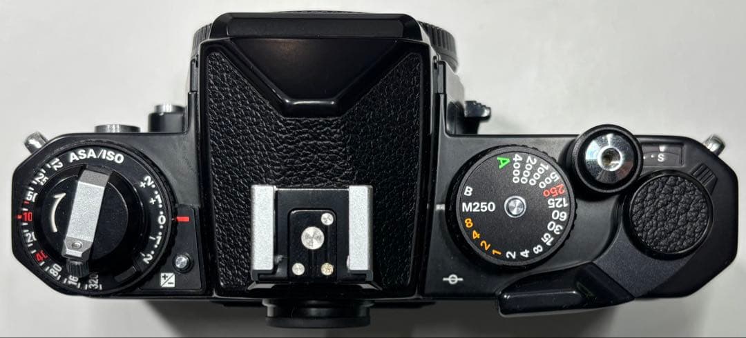 【モルト交換済】Nikon FE2 ブラック フィルム一眼レフカメラ