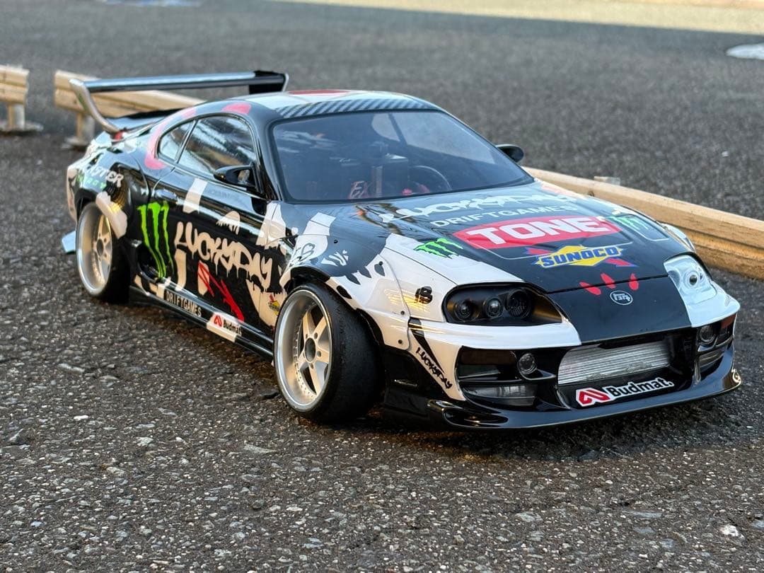 80スープラ　ボディ　アディクション