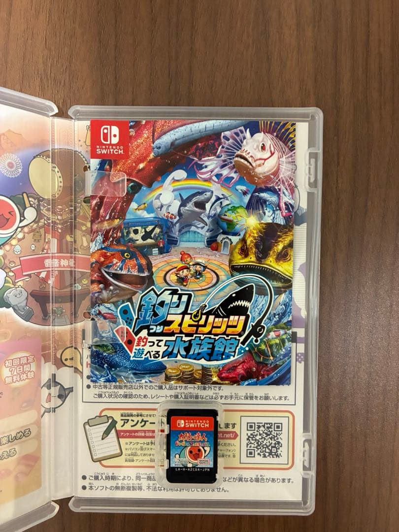 Nintendo Switch 赤青とSwitchソフト4つとヘッドホン