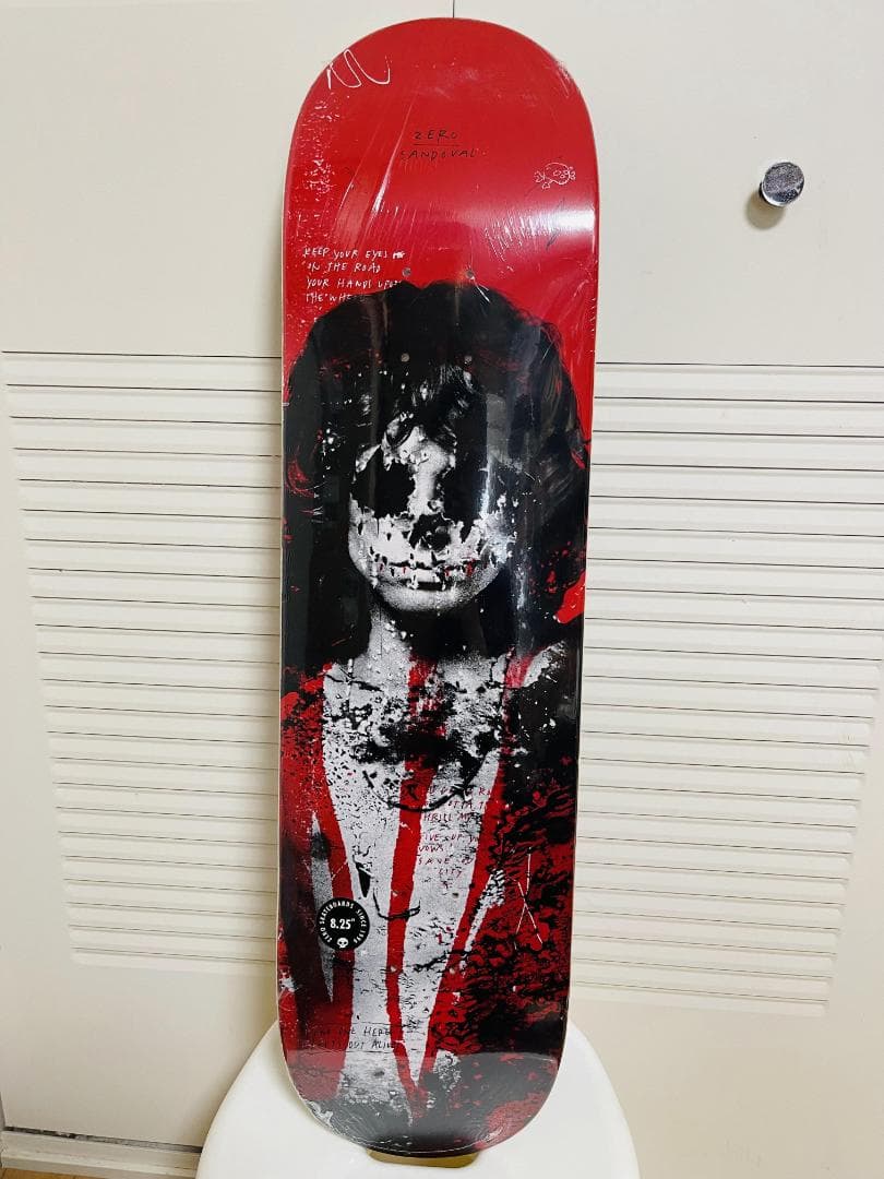 台湾製無地黒デッキテープ付き　ZERO ゼロ スケートボードデッキ　8.25