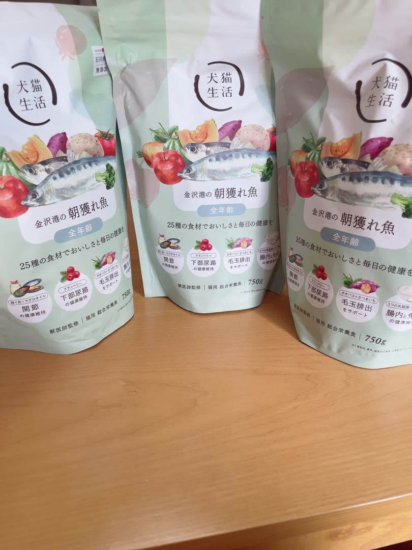ペ*ー様 金沢港の朝獲れ魚 750g ドライキャットフード 犬猫生活 犬猫生活フ