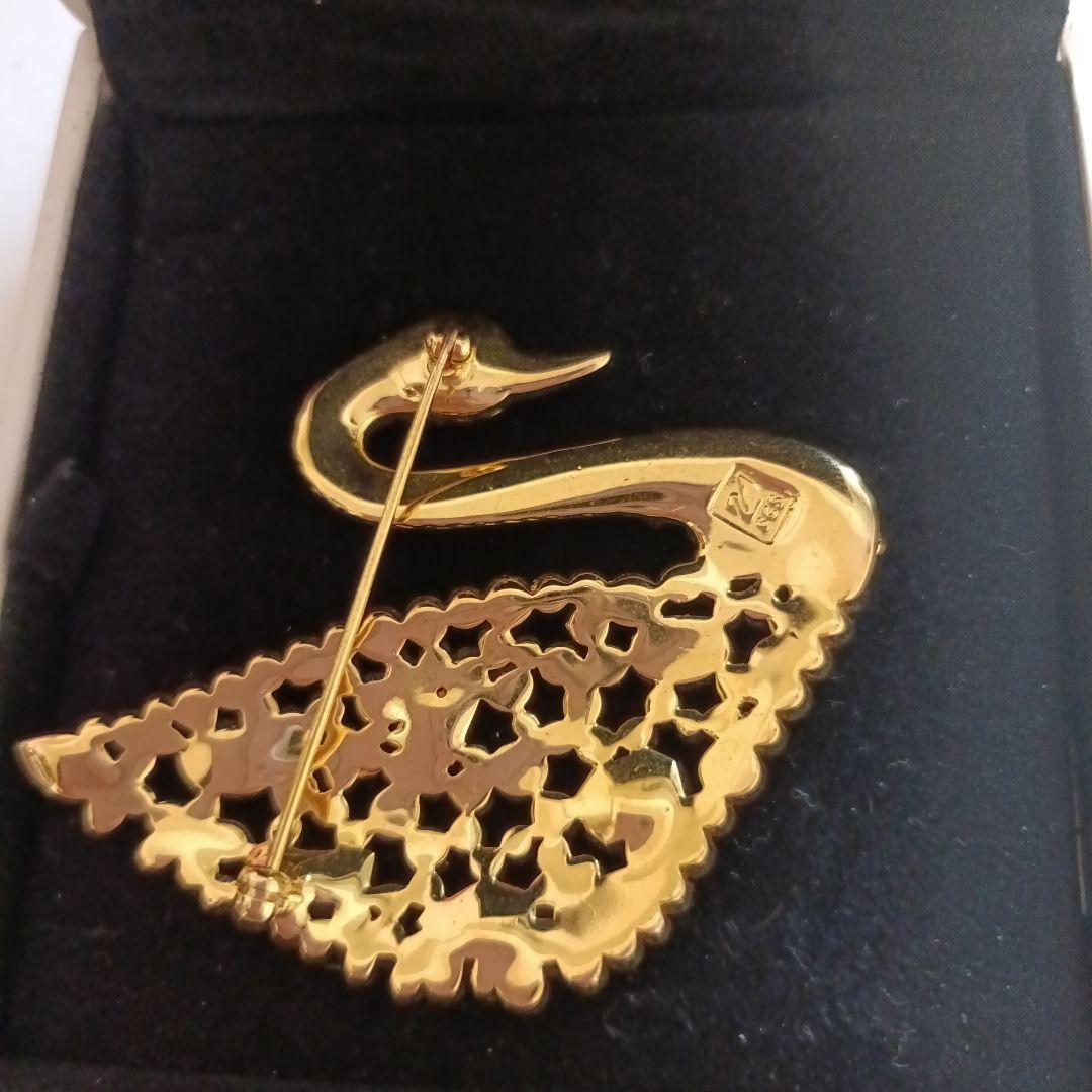 スワロフスキー SCS会員限定品 100周年 スワン ブローチ