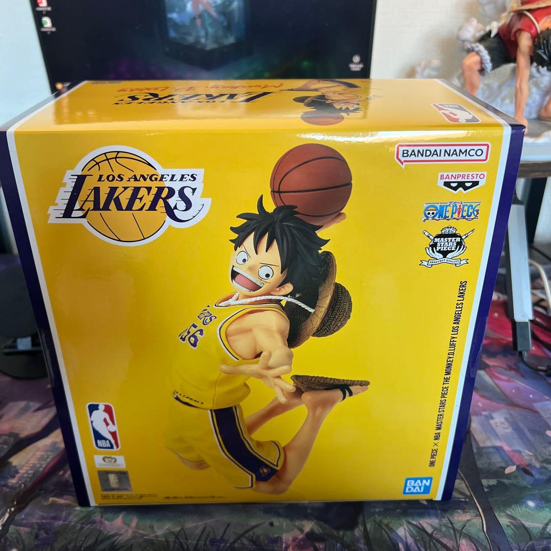 NBA LAKERS レイカーズ　ルフィ フィギュア ワンピースベースショップ