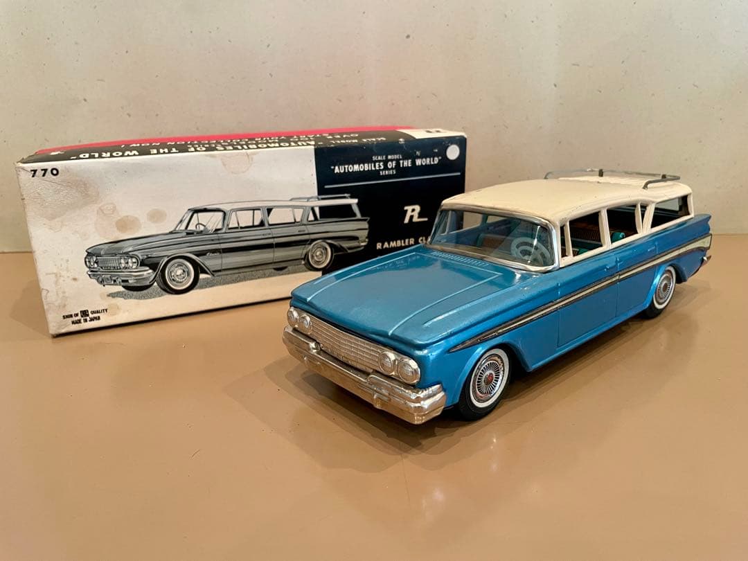 【RAMBLER】ランブラー・クラシック　ステーションワゴン　バンダイ ブリキ
