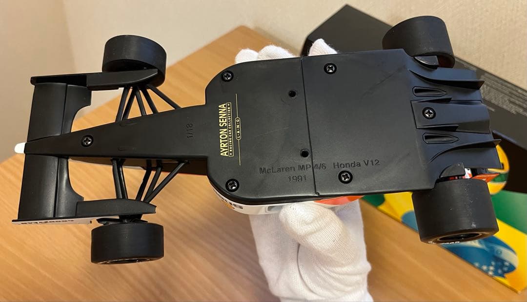 ミニチャンプス 1/18 マクラーレンMP4/6 セナ Marlboro仕様