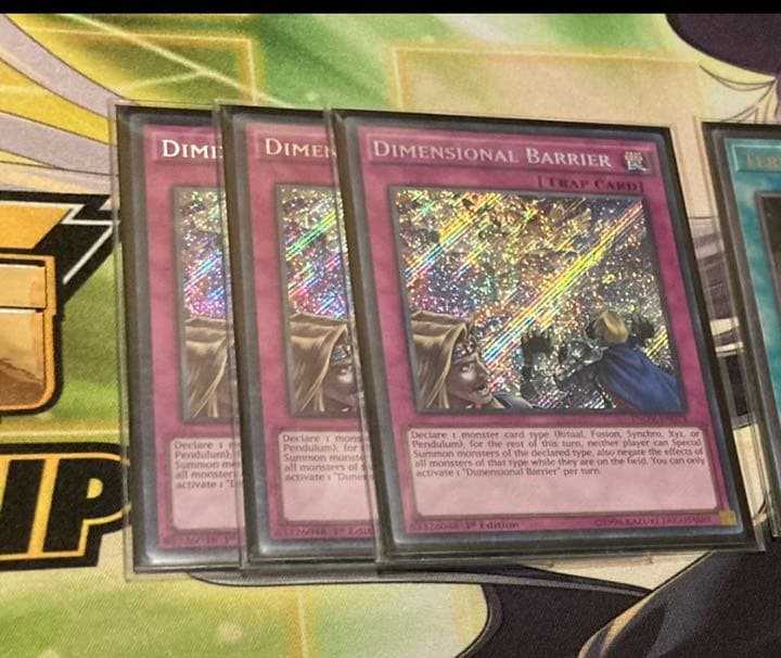 次元障壁　EU1st シークレット　3枚