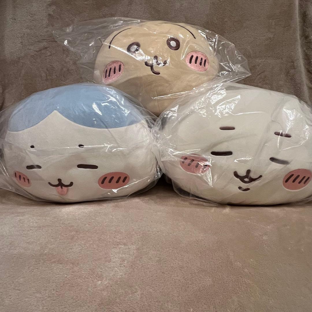 ちいかわ マシュマロみたいな寝そべり抱きぬいぐるみ セット