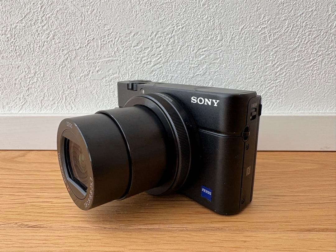 SONY Cyber-shot DSC RX100M3 純正グリップ付き