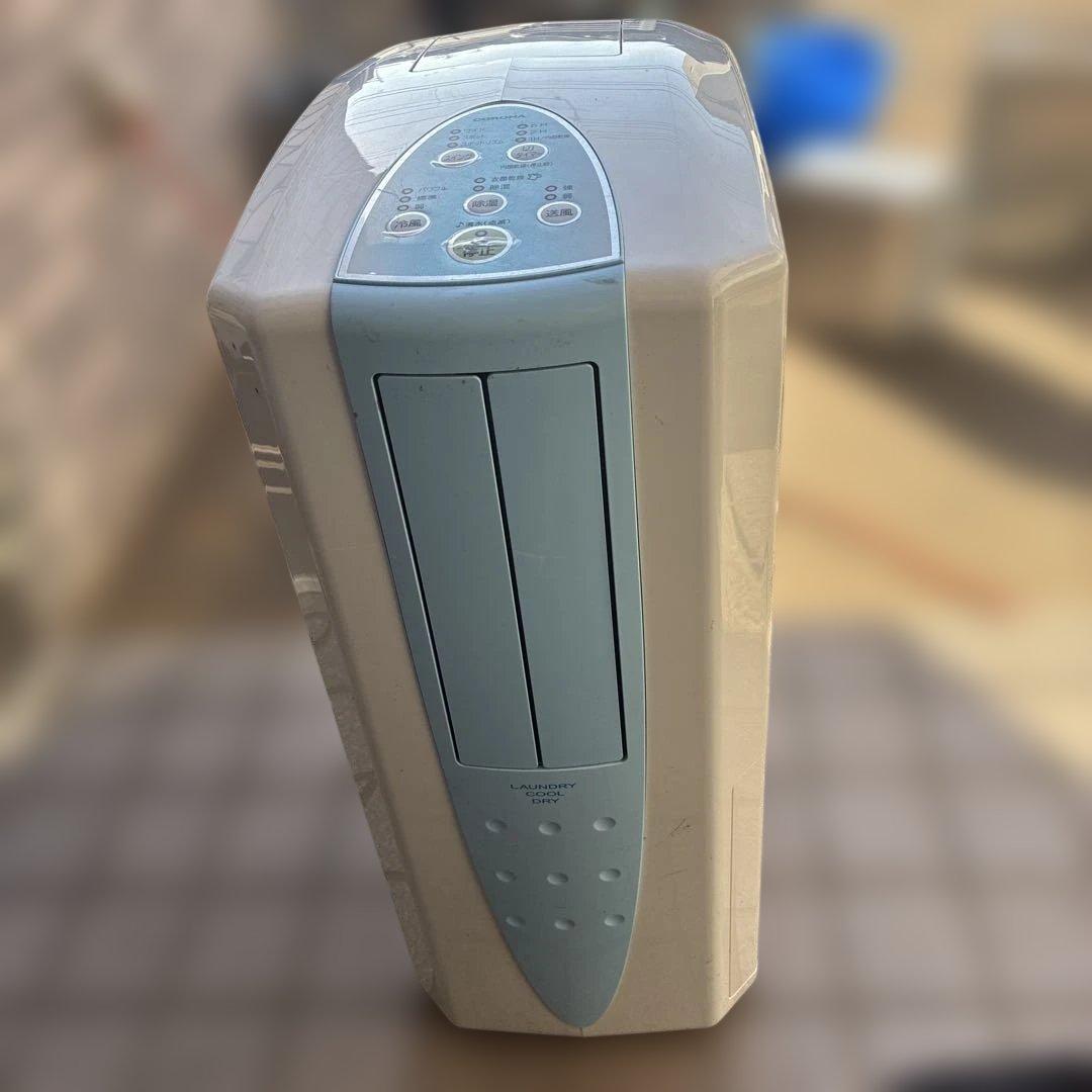 2017年製　コロナ：冷風・衣類乾燥除湿機(スカイブルー)/CDM-1017