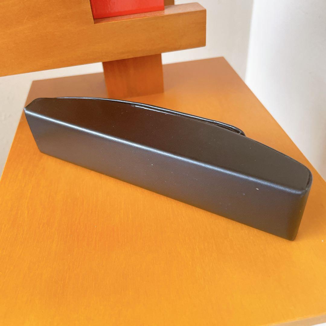 ☆未使用☆BENTLEY ホワイト ×シルバーカラー　ボールペン ケース付き