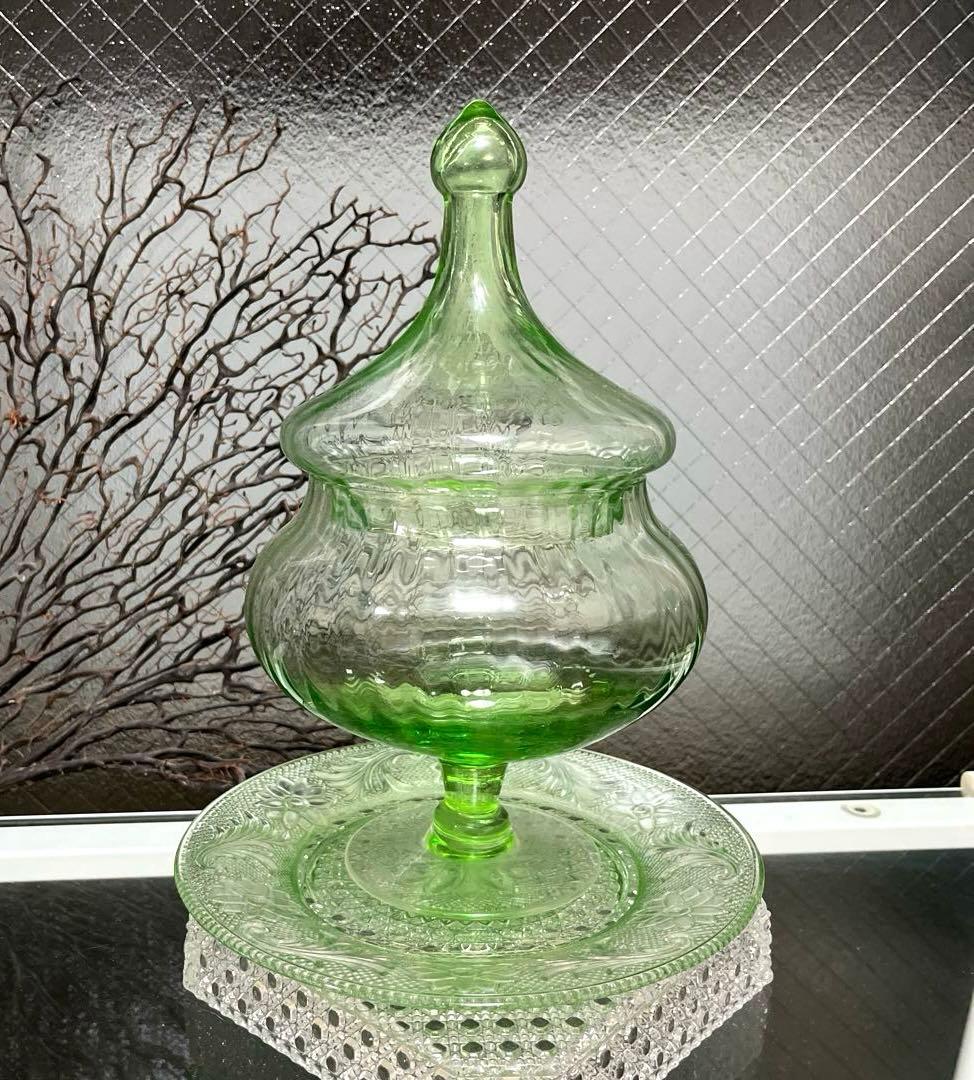 骨董　時代ガラス　ライムグリーン　ボンボニエール 菓子器　キャニスター