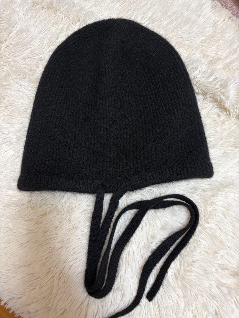 Rosarymoon Bucktail Knit Beanie ブラック
