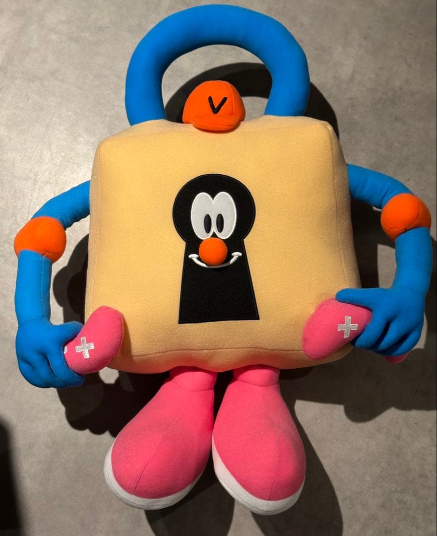 ぬいぐるみ VAULTROOM SOFT TOY