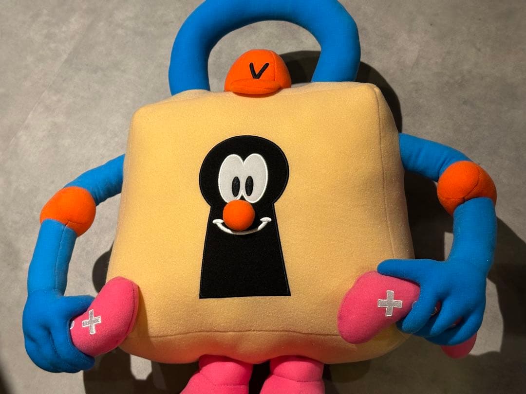 ぬいぐるみ VAULTROOM SOFT TOY