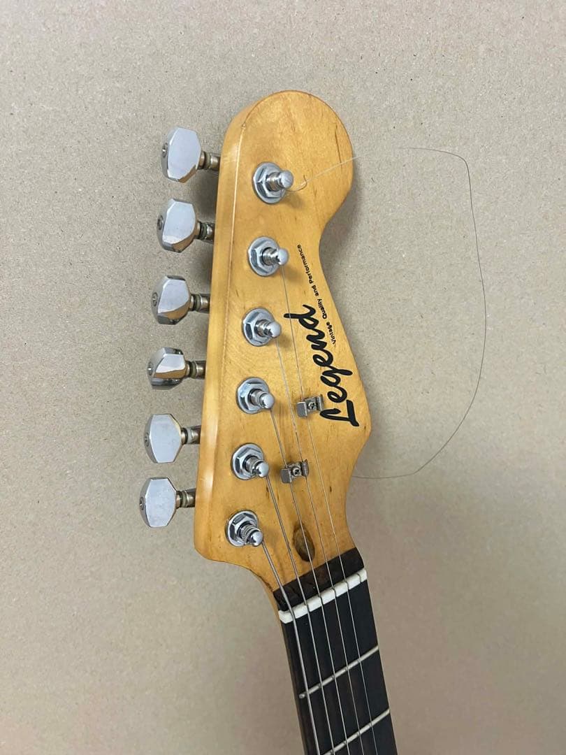 Legend ストラトキャスター レッド