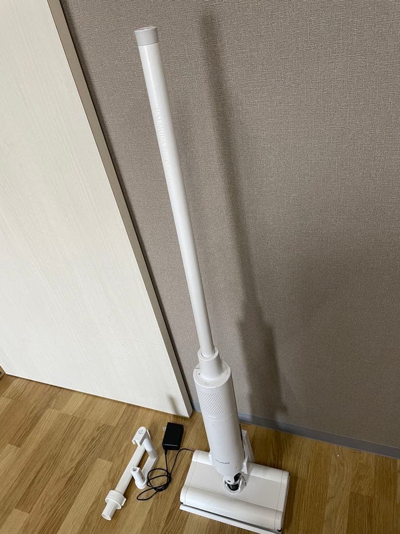 バルミューダ　THE CLEANER ホワイト　BALMUDA