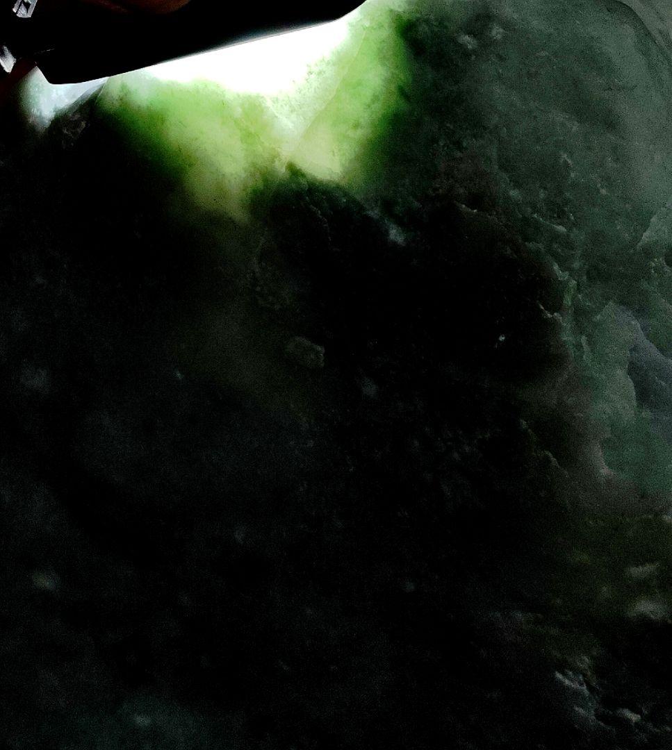 ★翡翠原石★糸魚川硬玉【小滝・転石川ズレ・ウブ17.65kg】