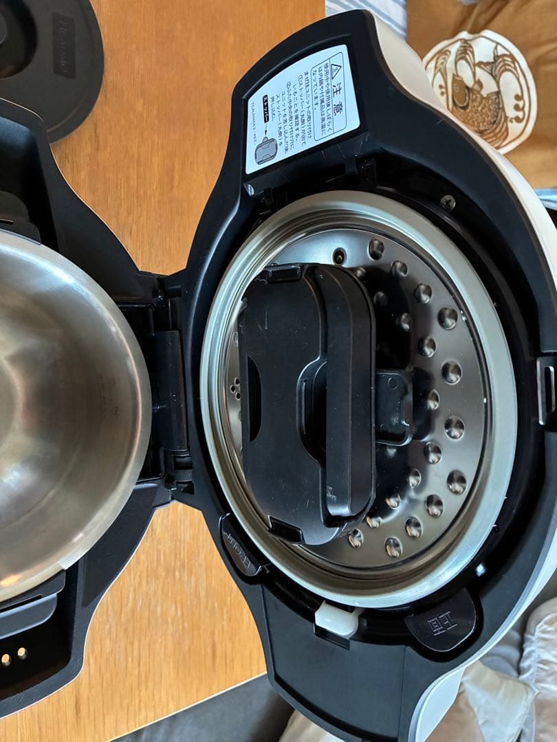 ヘルシオ ホットクックKN-HW16D-W SHARP電気圧力鍋1.6L