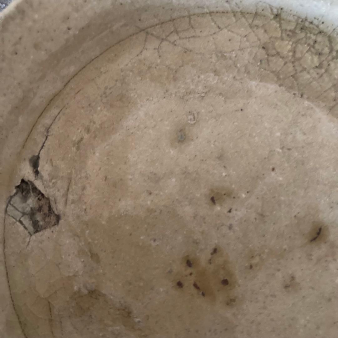 山茶碗　美濃　白瓷　灰釉　古窯　古陶　古美術　埋蔵文化財　発掘　出土　骨董　陶器