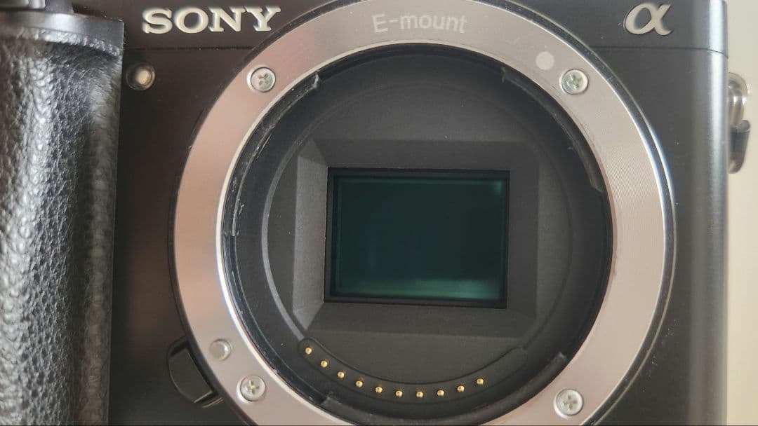 【動作良好】SONY ミラーレス一眼 α6000 パワーズームレンズキット 黒