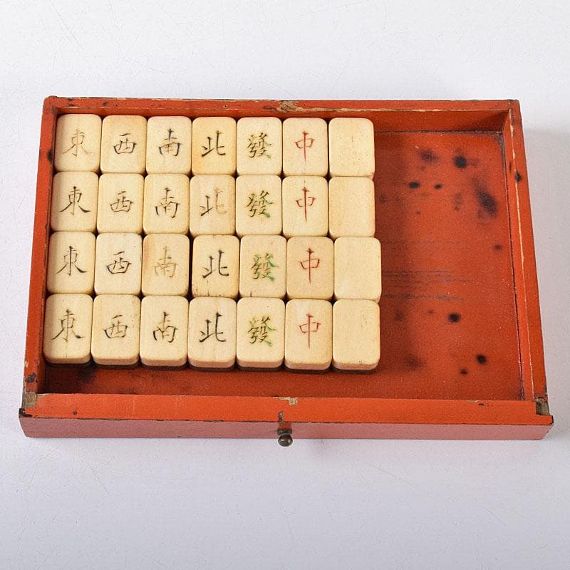 中国　竹嵌　骨牌　背竹牌　麻雀牌　花鳥文蒔絵朱塗箱付　D　8707