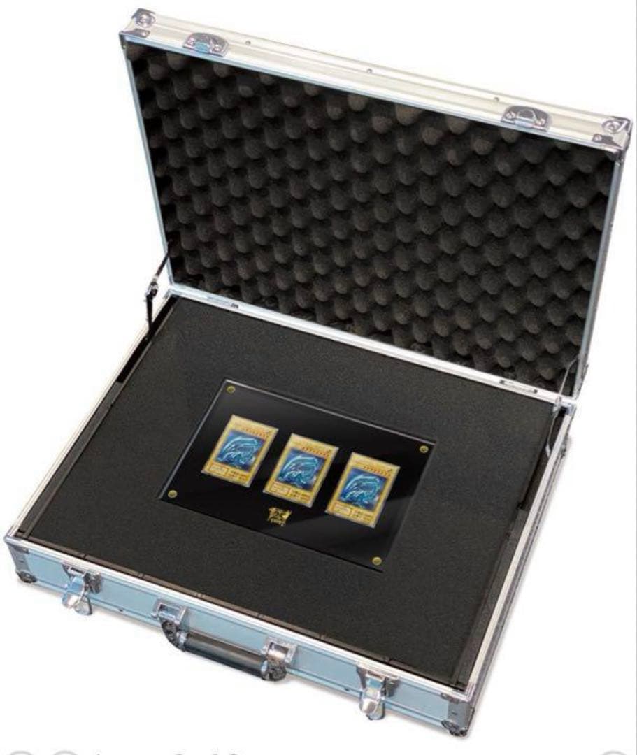 新品未開封25th ANNIVERSARY ULTIMATE KAIBA SET