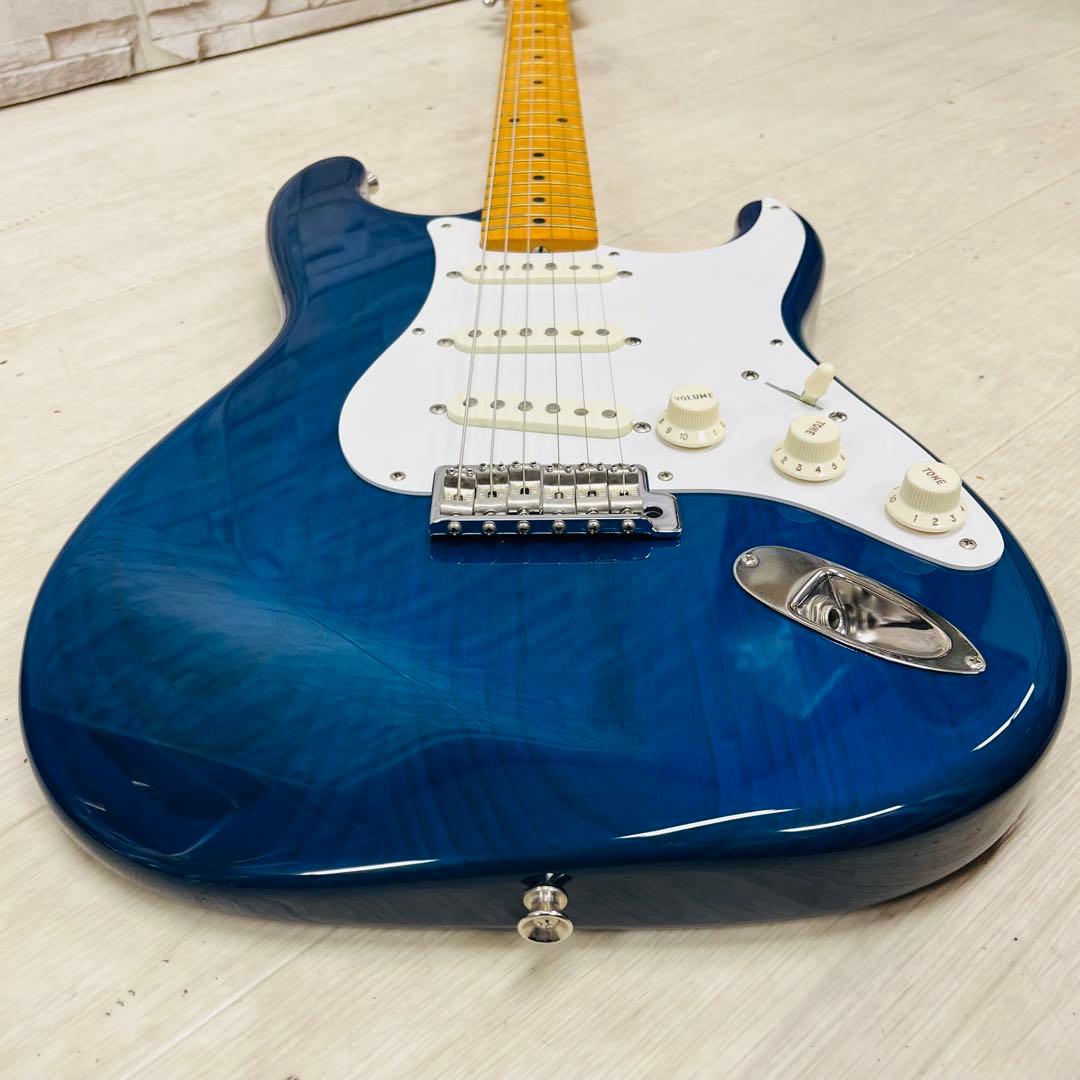 極美品 Fender Japan ストラトキャスター TRADNL 58
