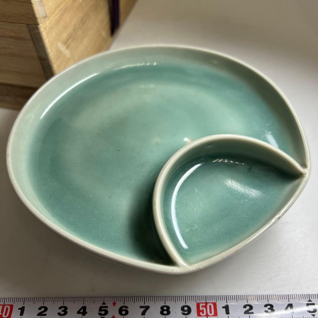 江戸時代後期　鍋島青磁　三足皿　幅約15.8㎝木箱付トヒコ東な8-0121☆2F