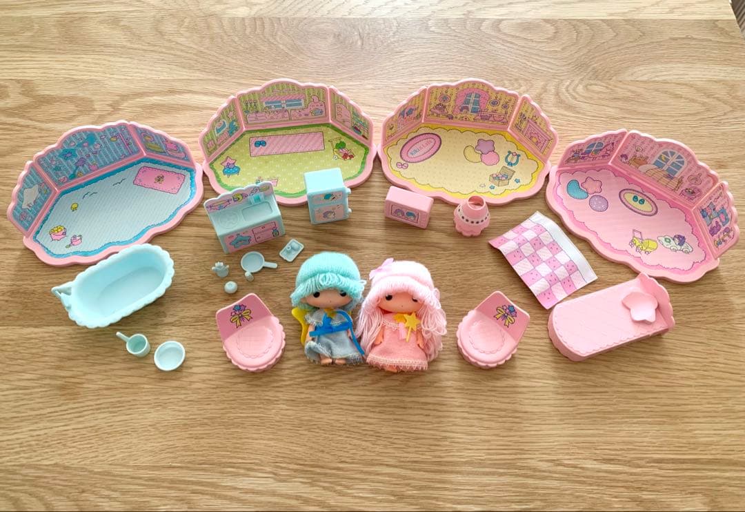 サンリオ　タカラ　かわいいキキララの星のみえるおへや