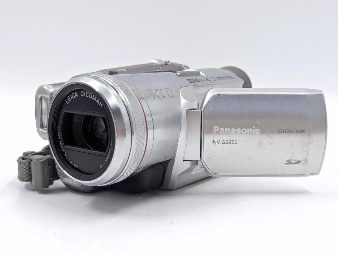 miniDVのダビングに Panasonic ビデオカメラ NV-GS250 1